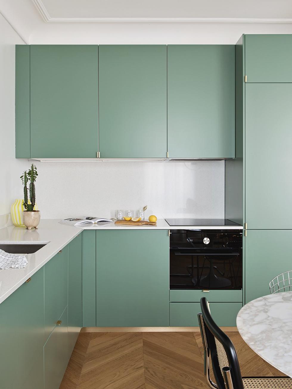Kitchen with a filler