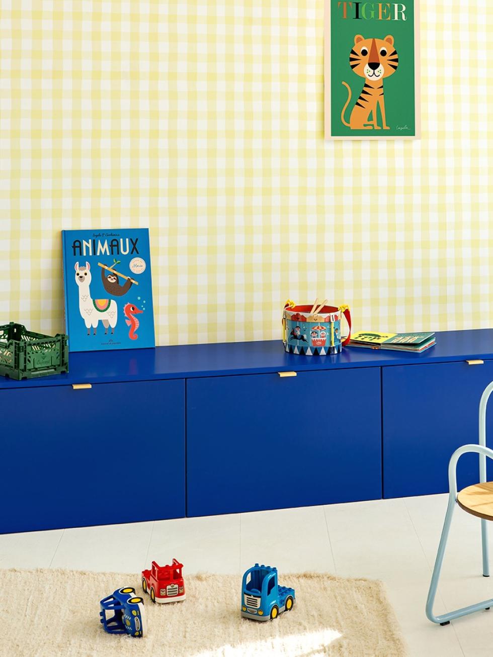 Eine Sitzbank in Electric Blue für Kids
