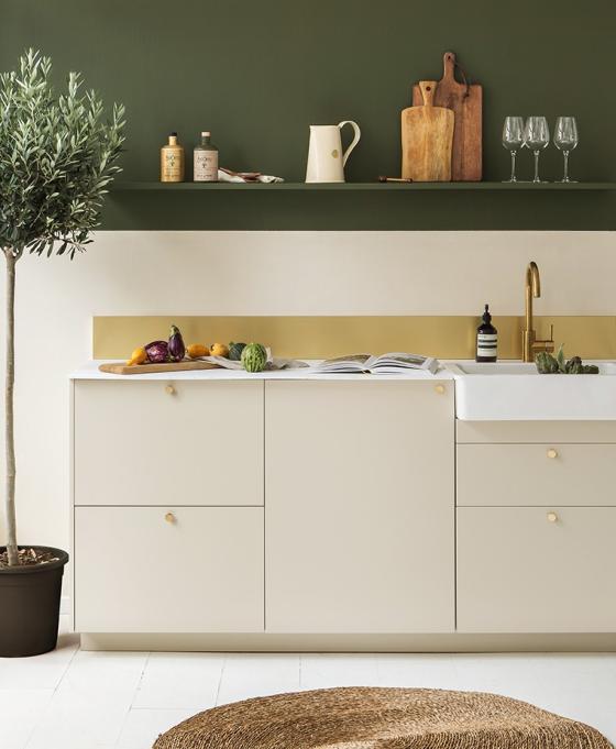 Küche Beige 04 - Lin in Großaufnahme I Plum Living