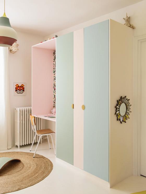 Lucie Socrate's daughter's room - ⓒ Hervé Goluza for Plum Living