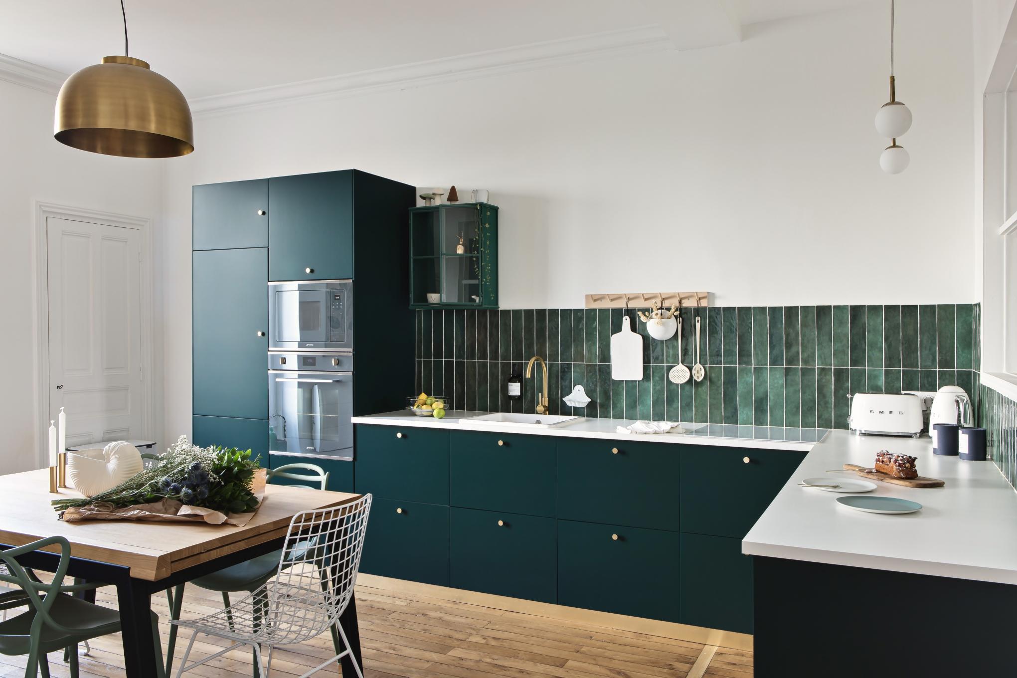 Kitchen in matte lacquer