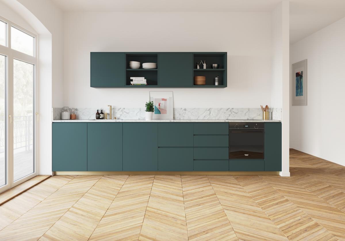 U-shape kitchen in Blue 05 - Bleu paon, brass plinth