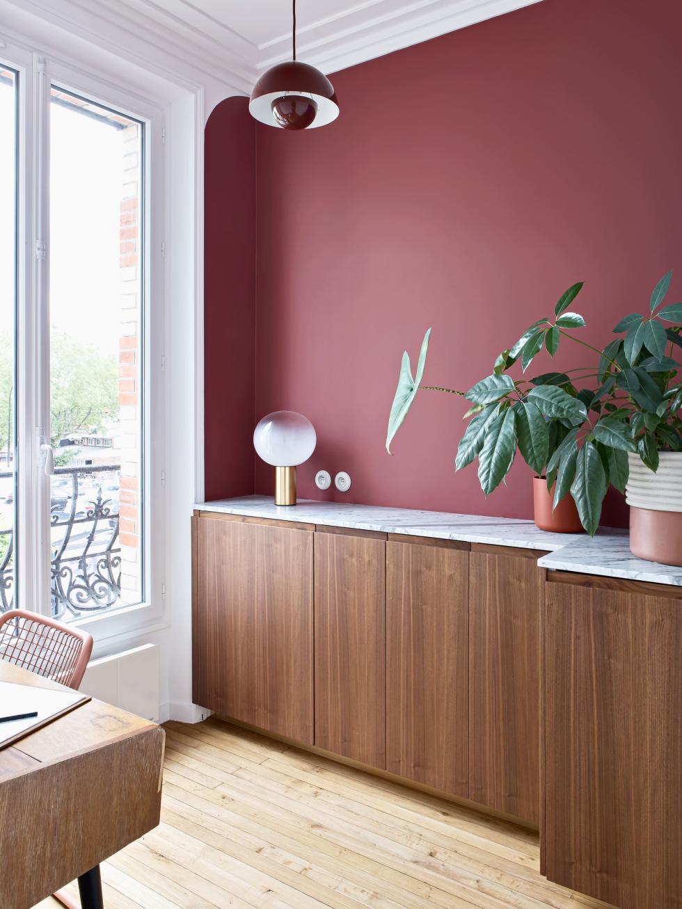 Enfilade noyer mur bordeaux