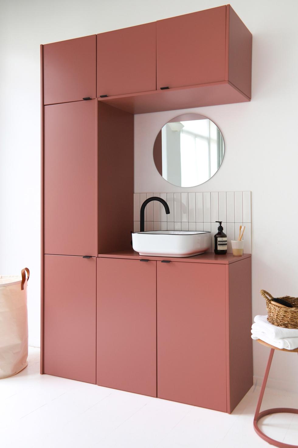 Projet Plum Living réalisé avec nos façades en laque mate Terra.