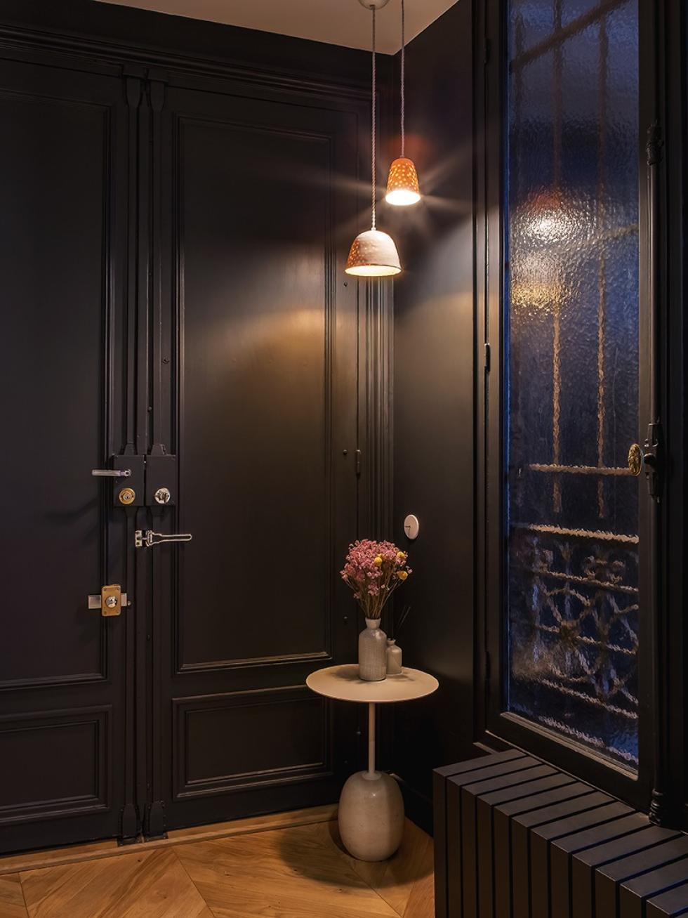 Home Tour, un duplex rénové par Cyrielle Wattinne, l'entrée